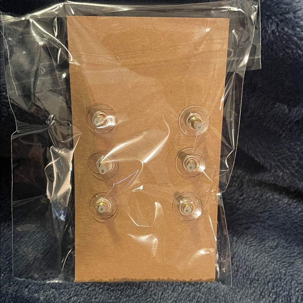 3 Plunder White, Red & Leopard Print Earrings Trio!!! NEW /SEALED - Picture 2 of 4